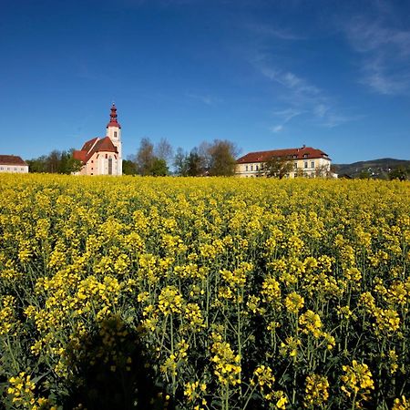 Gasthof Pack "Zur Lebing Au" Hartberg Exterior photo