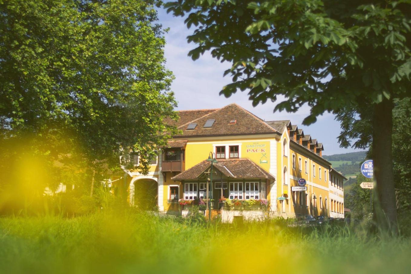 Gasthof Pack "Zur Lebing Au" Hartberg Exterior photo